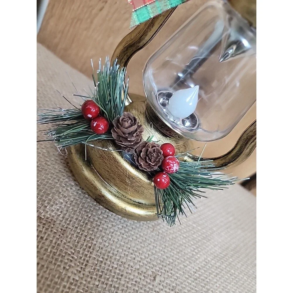 Christmas Holiday Gold Lantern 7.5
